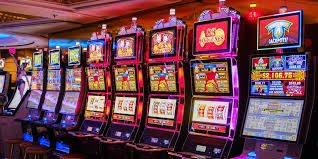 Layar utama aplikasi mobile ionwin77 menampilkan pasar sportsbook dan kasino langsung